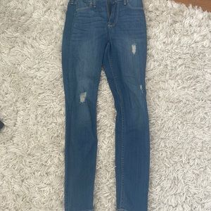 Very comfy and stretchy jeans